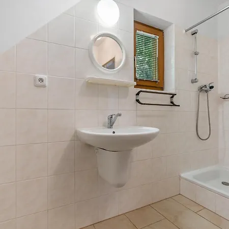 Affittacamere U Hráze 3*